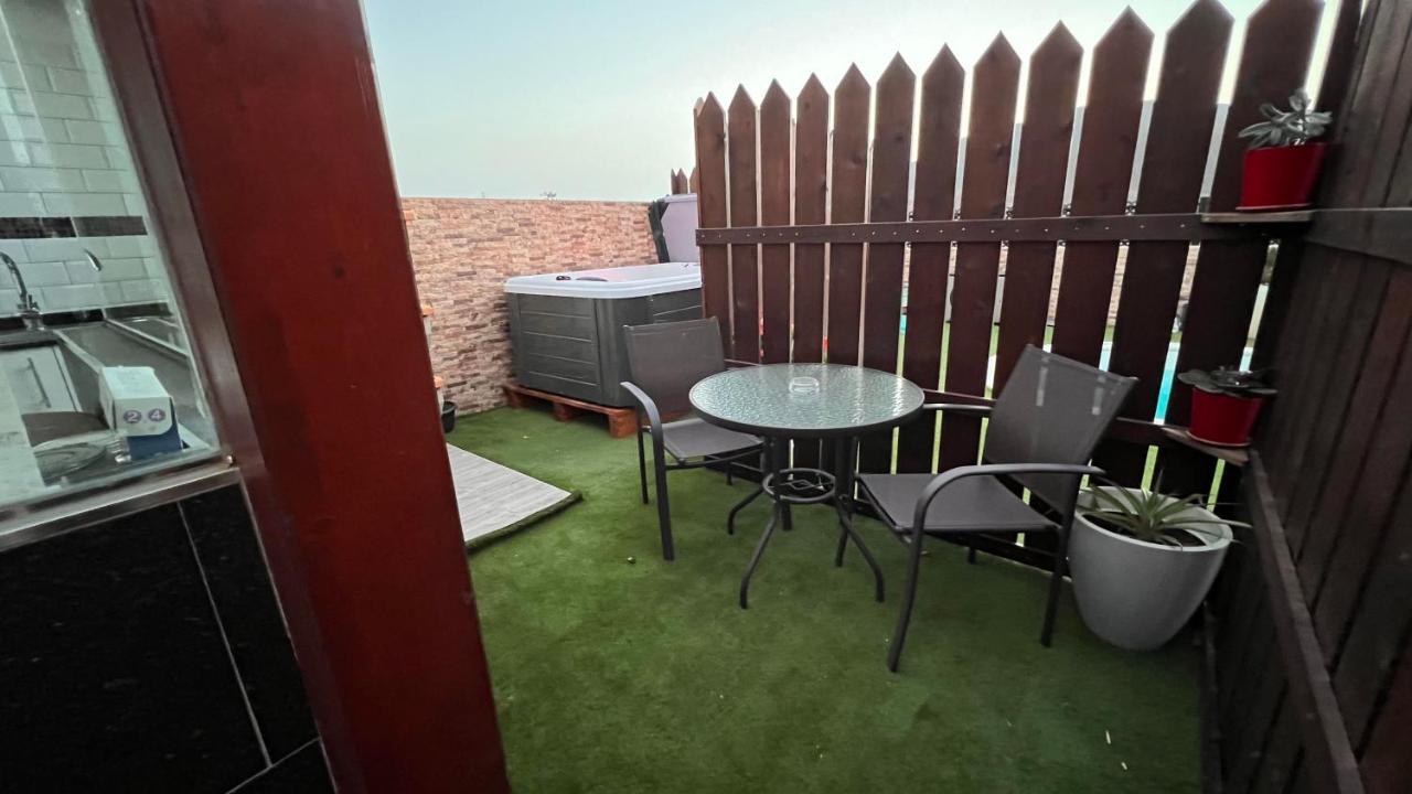 Estudio Agradable, Con Jacuzzi, Terraza Y Barbacoa, Totalmente Independiente Corralejo Exterior photo