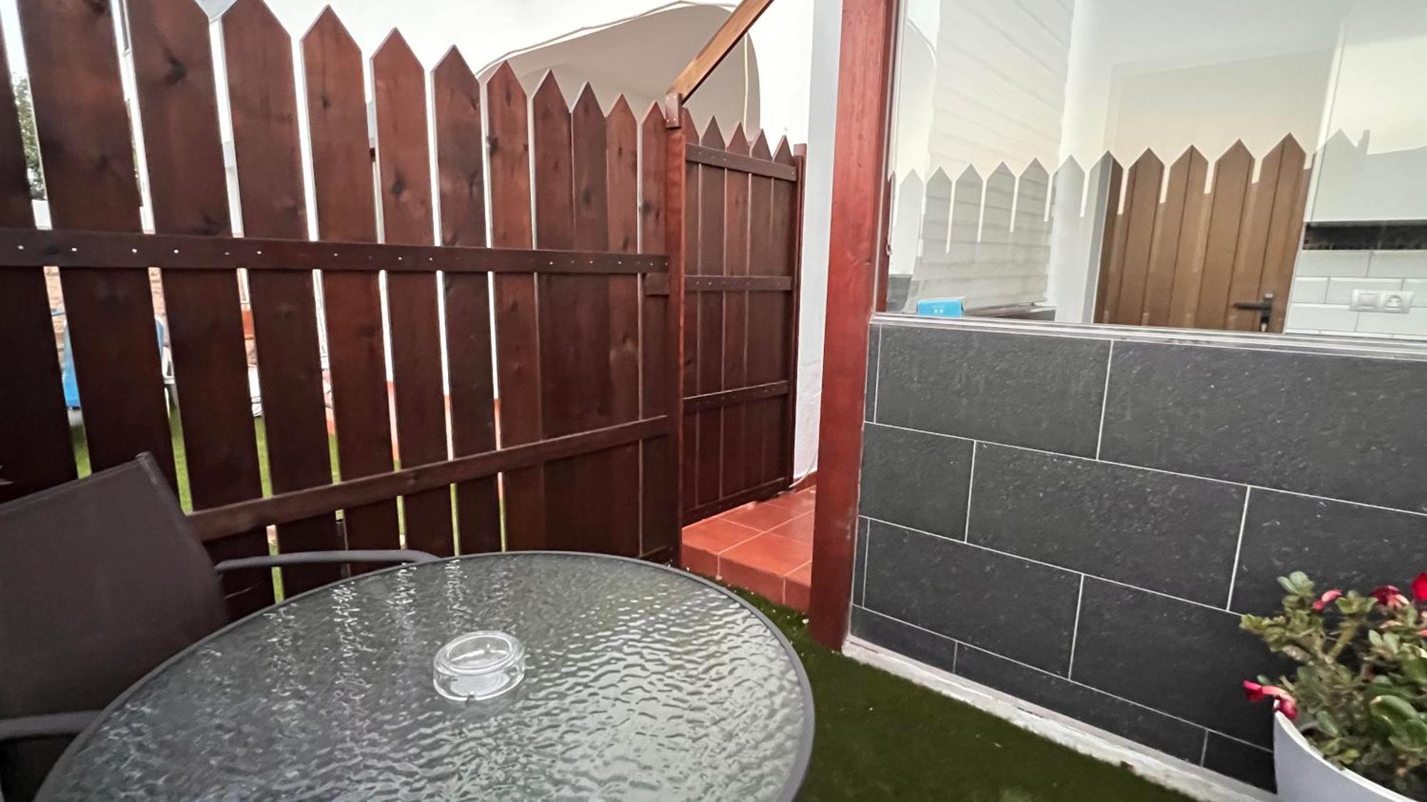 Estudio Agradable, Con Jacuzzi, Terraza Y Barbacoa, Totalmente Independiente Corralejo Exterior photo